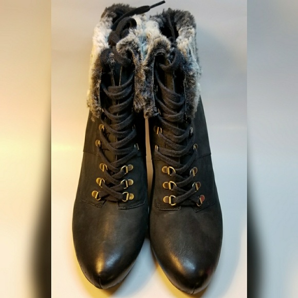 NWT Boutique 9 Leather Faux Fur Cuff Ankle Boot - Picture 5 of 8